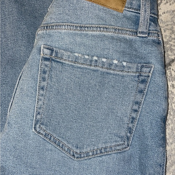 90s Jeans - Picture 4 of 4